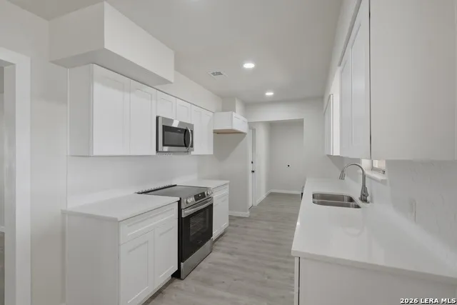 8702 Dudley San Antonio, TX 78230
