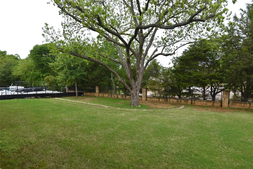200 Montrose Lane Southlake, TX 76092