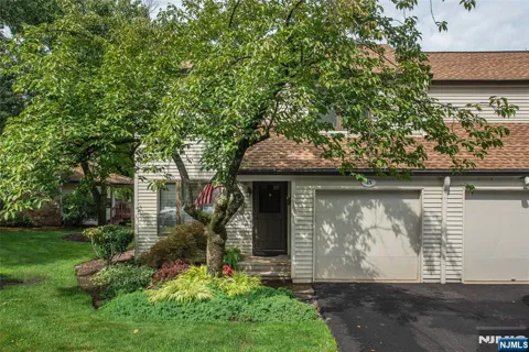 45 Stonegate Drive