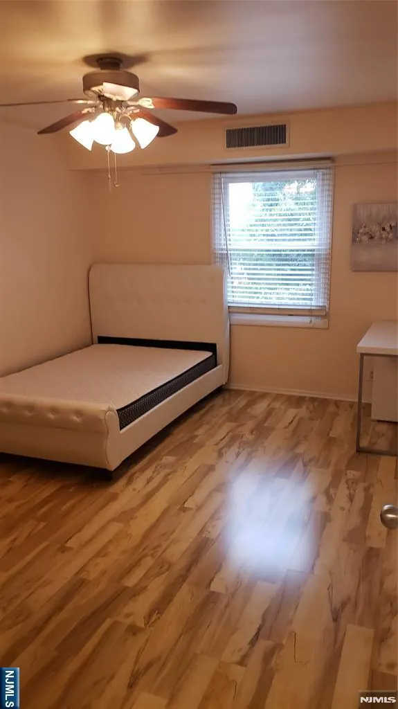 560 North Avenue K Fort Lee, NJ 07024