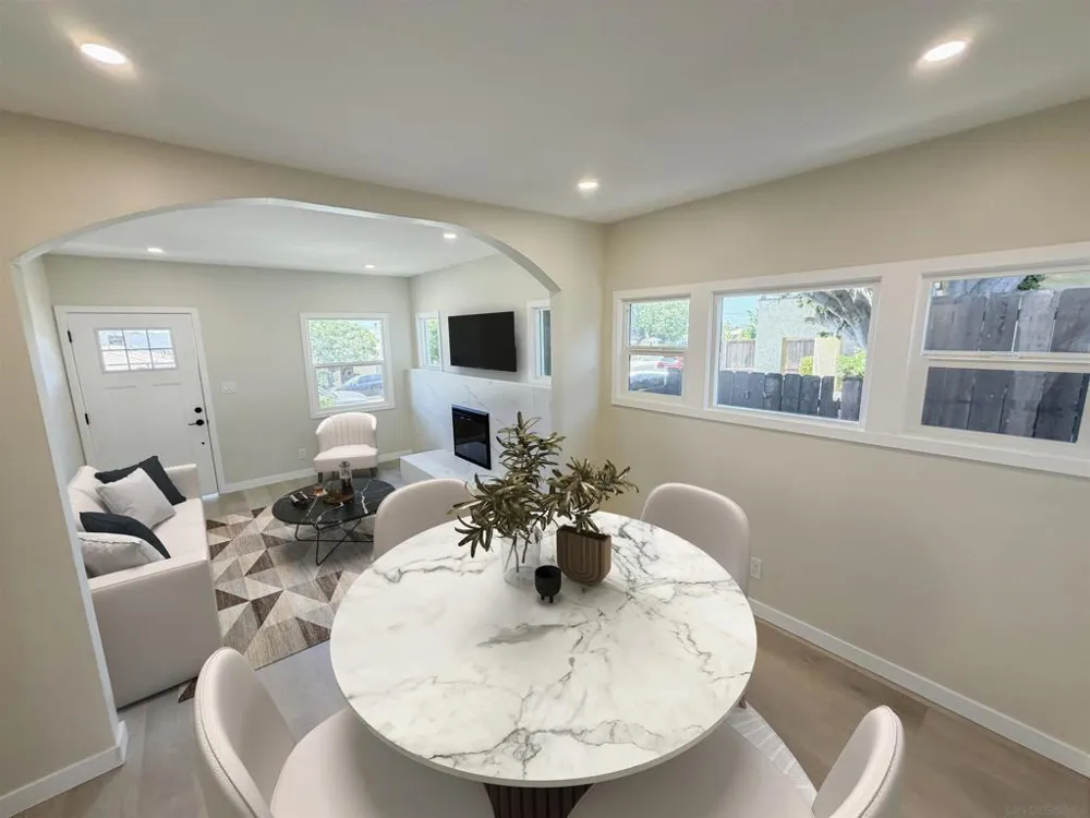 7180 Mohawk St San Diego, CA 92115