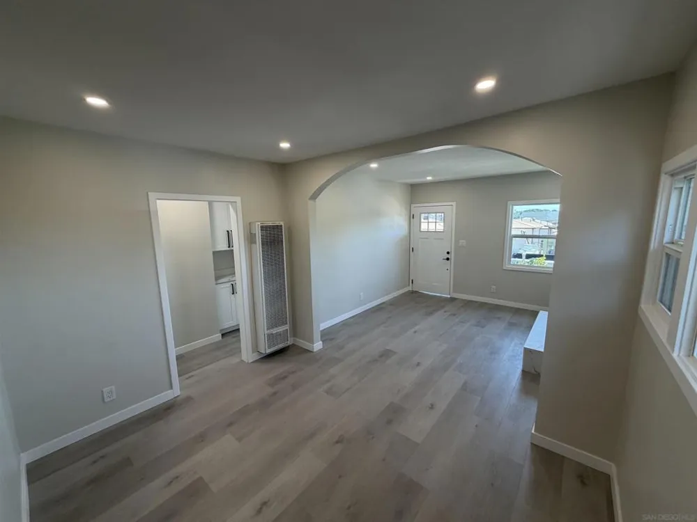 7180 Mohawk St San Diego, CA 92115