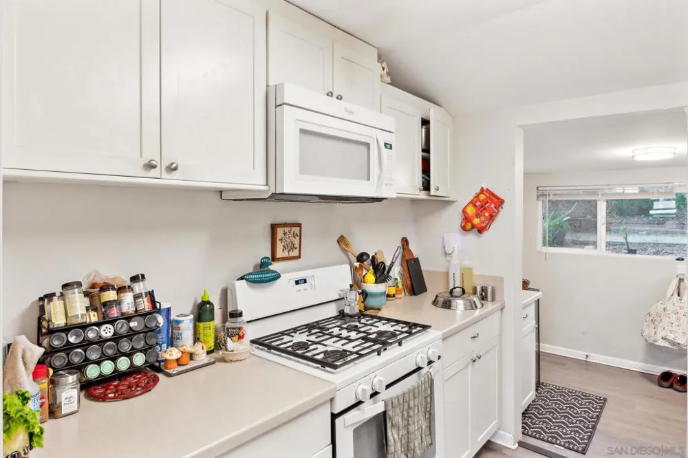7180 Mohawk St San Diego, CA 92115