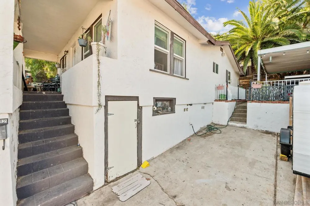 7180 Mohawk St San Diego, CA 92115