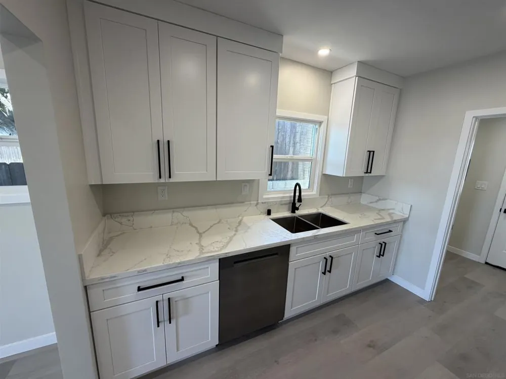 7180 Mohawk St San Diego, CA 92115
