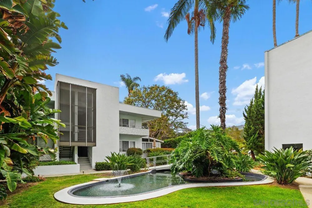 2368 Torrey Pines Road #66 La Jolla, CA 92037