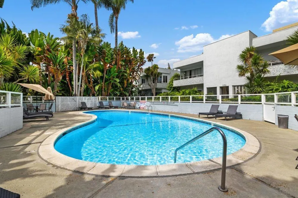 2368 Torrey Pines Road #66 La Jolla, CA 92037