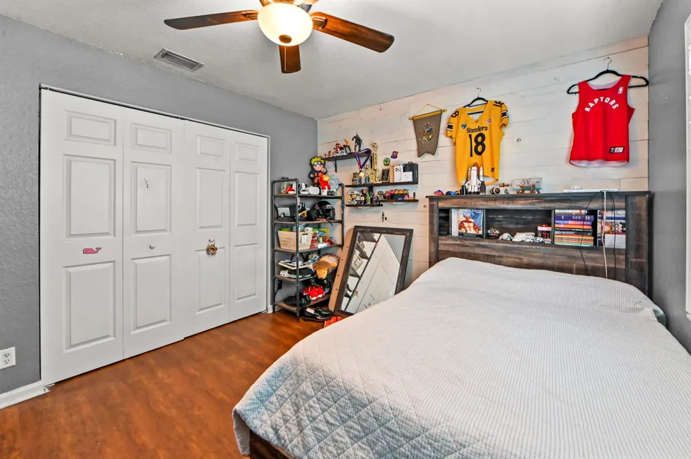 1006 Center Stone Lane Riviera Beach, FL 33404
