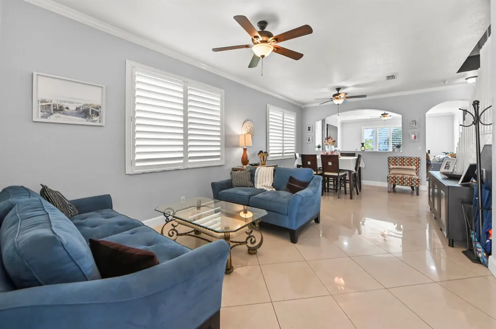 1006 Center Stone Lane Riviera Beach, FL 33404