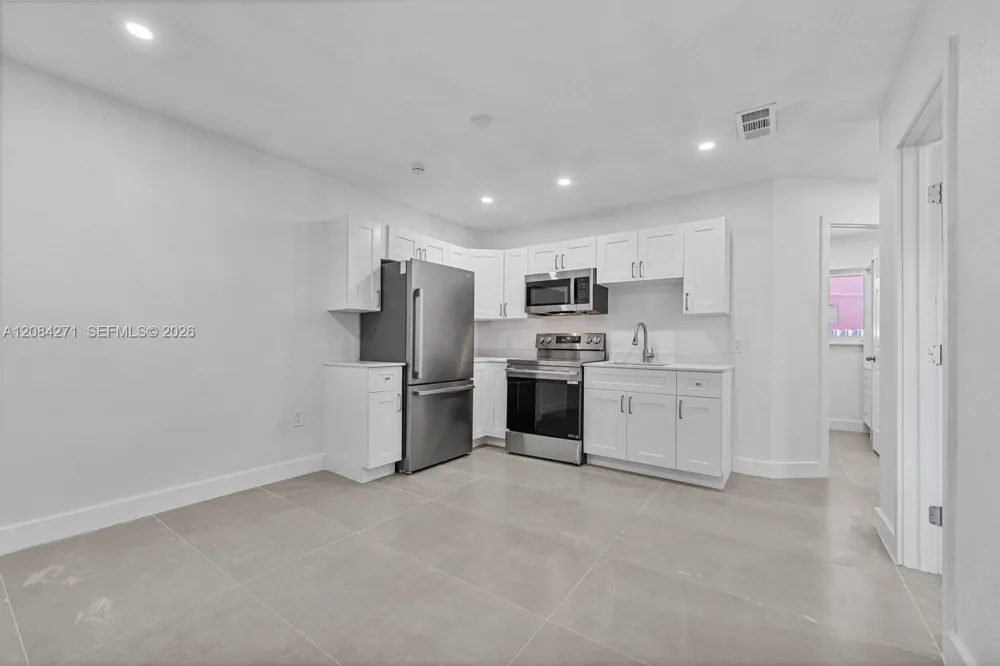 1849 NW 16th St #B Miami, FL 33125