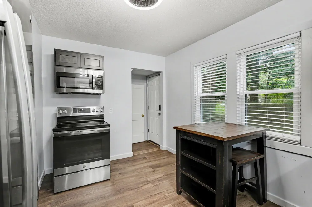 3132 5th Street Muskegon Heights City, MI 49444