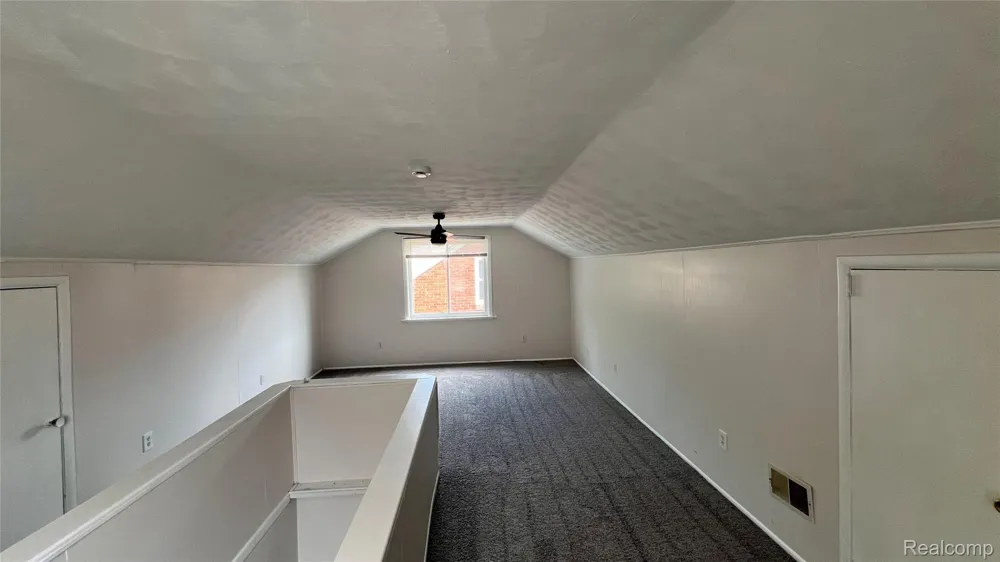 19751 Ardmore Street Detroit City, MI 48235