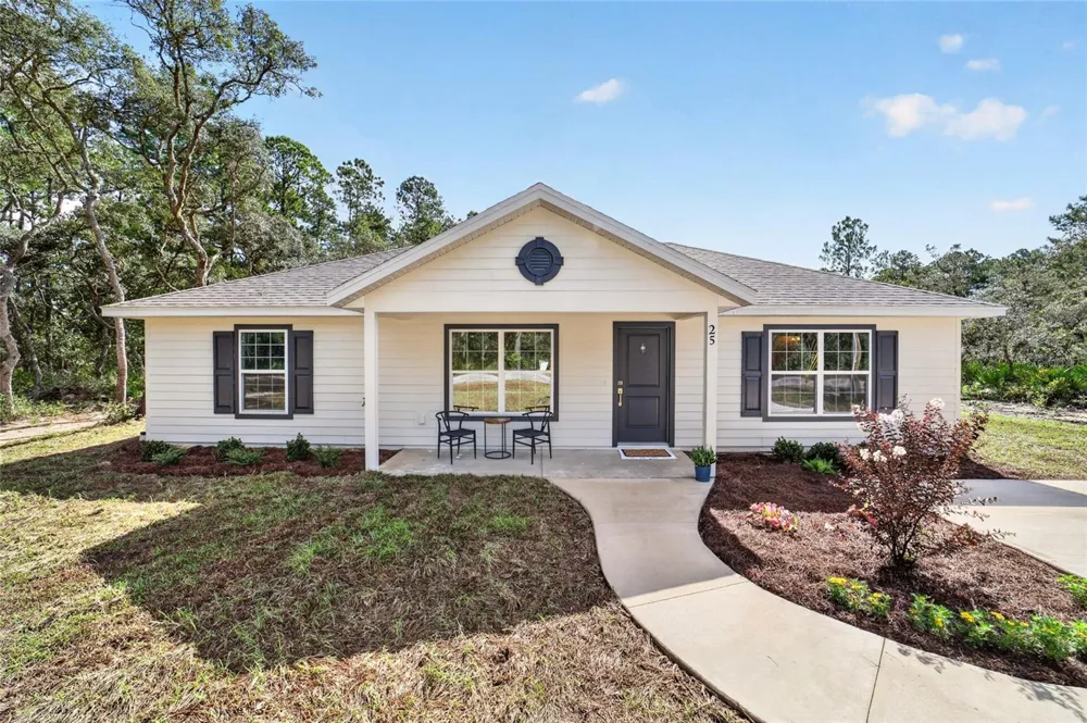 25 FISHER WAY TRAK Ocklawaha, FL 32179