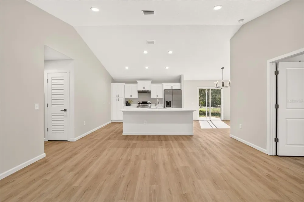 25 FISHER WAY TRAK Ocklawaha, FL 32179