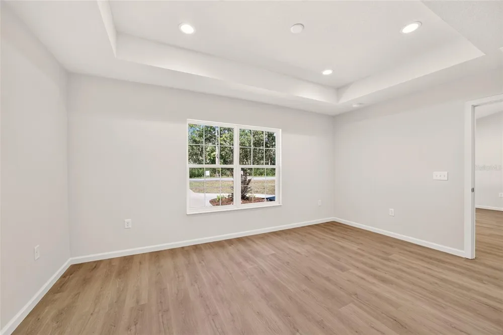25 FISHER WAY TRAK Ocklawaha, FL 32179
