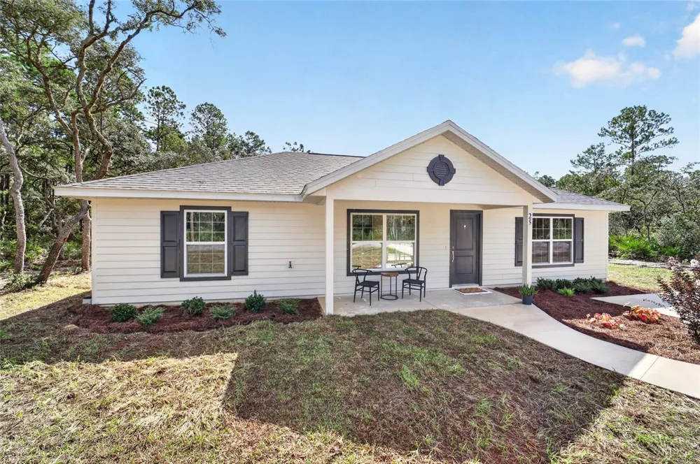 25 FISHER WAY TRAK Ocklawaha, FL 32179