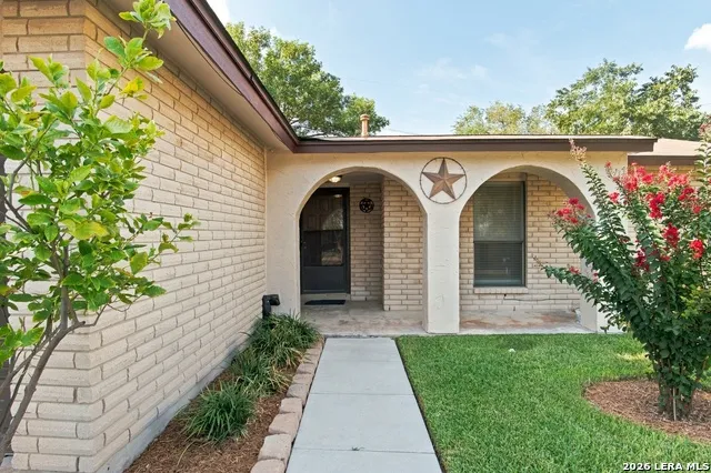 3827 BRIAR HOLLOW ST San Antonio, TX 78247