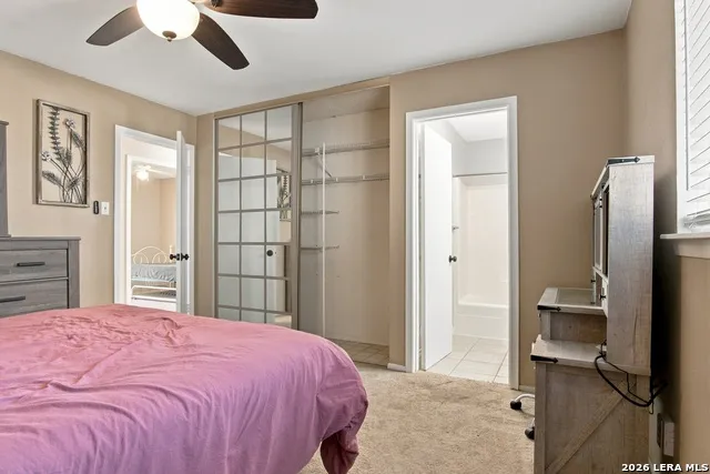 3827 BRIAR HOLLOW ST San Antonio, TX 78247
