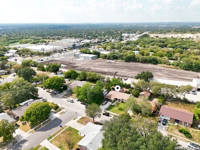 3827 BRIAR HOLLOW ST San Antonio, TX 78247