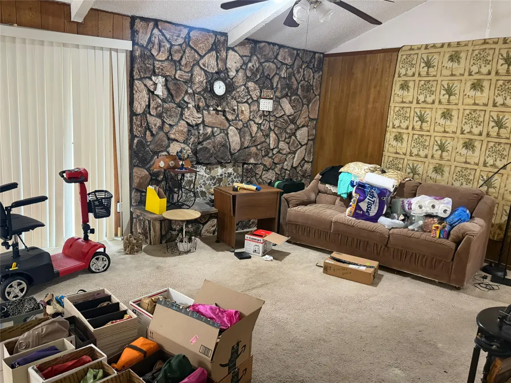 1002 Shana Court Arlington, TX 76014