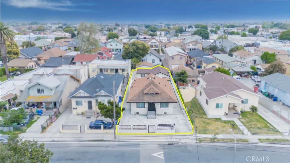 232 W 40th Place Los Angeles, CA 90037