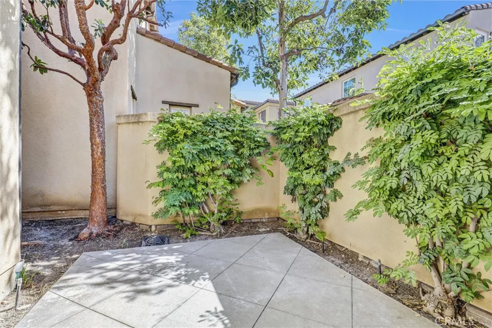 51 Canal Irvine, CA 92620