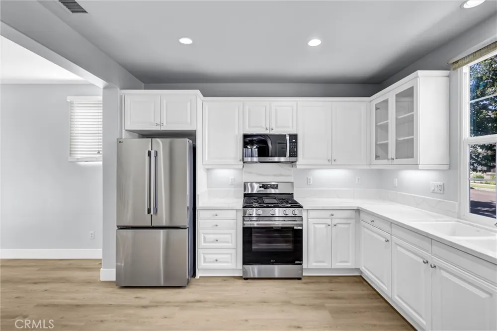 51 Canal Irvine, CA 92620