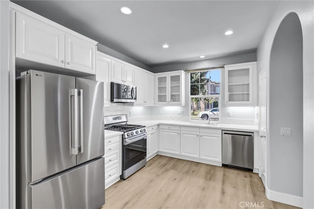 51 Canal Irvine, CA 92620