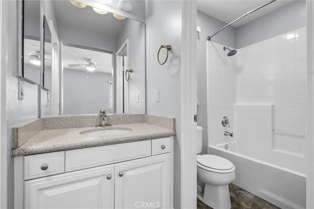 51 Canal Irvine, CA 92620