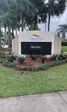 182 Lakeview Dr #204 Weston, FL 33326