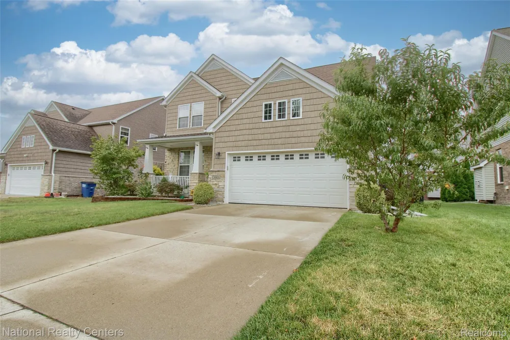 8063 Herald Drive Westland City, MI 48185