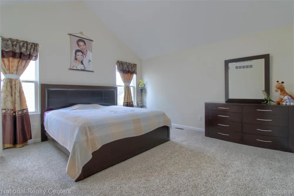 8063 Herald Drive Westland City, MI 48185
