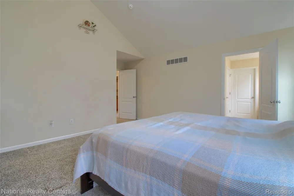 8063 Herald Drive Westland City, MI 48185