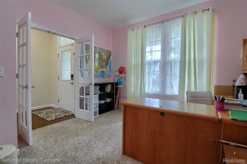 8063 Herald Drive Westland City, MI 48185