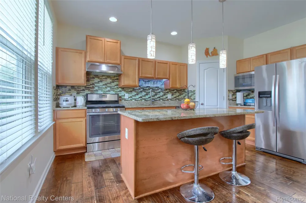 8063 Herald Drive Westland City, MI 48185