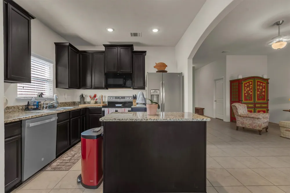 19700 Woodrow Wilson Street Manor, TX 78653