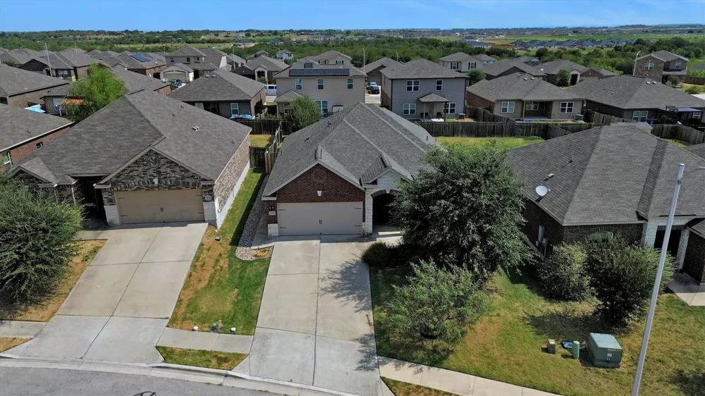 19700 Woodrow Wilson Street Manor, TX 78653