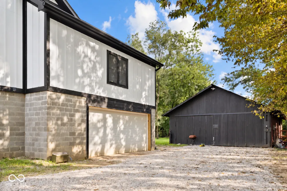 3445 W Thompson Road Indianapolis, IN 46217
