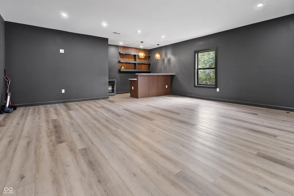 3445 W Thompson Road Indianapolis, IN 46217