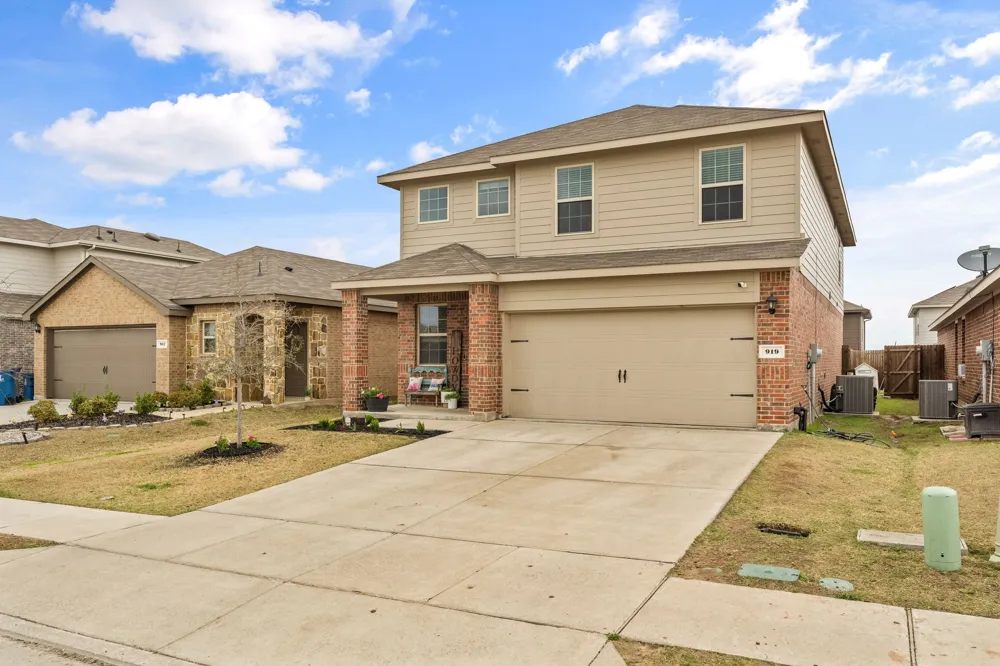 919 Sunrise Lane Royse City, TX 75189