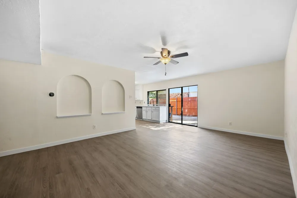 3314 Excalibur Circle Garland, TX 75044