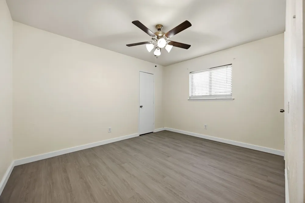 3314 Excalibur Circle Garland, TX 75044