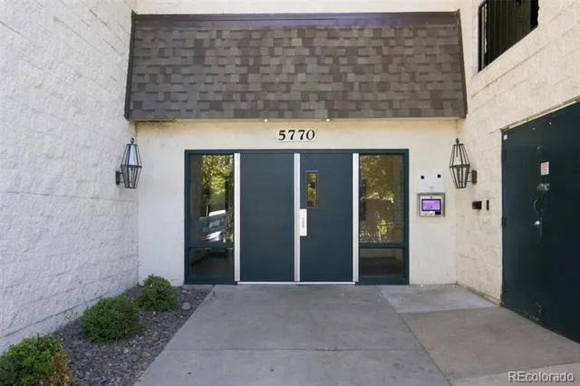 5770 E Warren Avenue #104 Denver, CO 80222