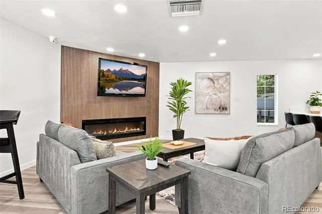 5770 E Warren Avenue #104 Denver, CO 80222
