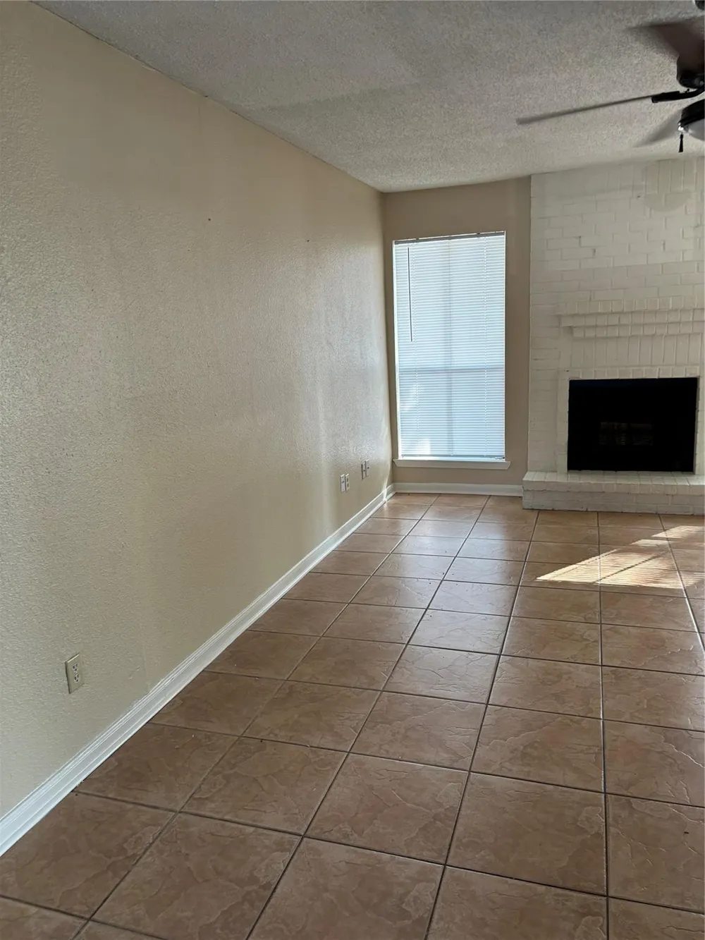 250 El Dorado Blvd Boulevard #302 Houston, TX 77598