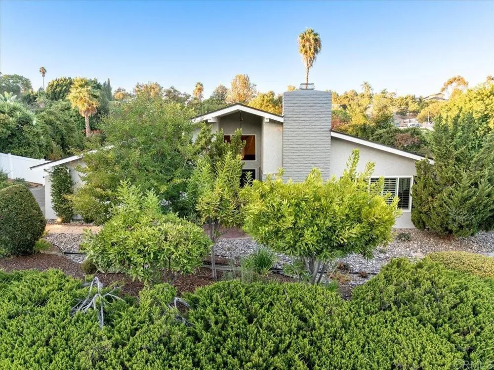 1346 Birch Avenue Escondido, CA 92027