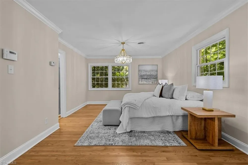 2621 W Woodlyn Way Greensboro, NC 27407