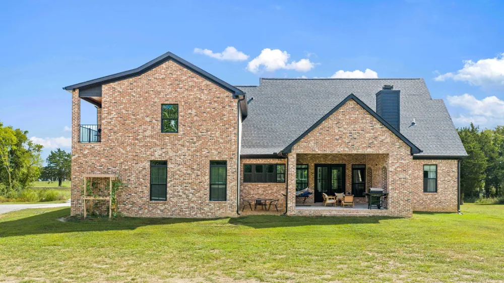 7312 Woodfin Rd Christiana, TN 37037