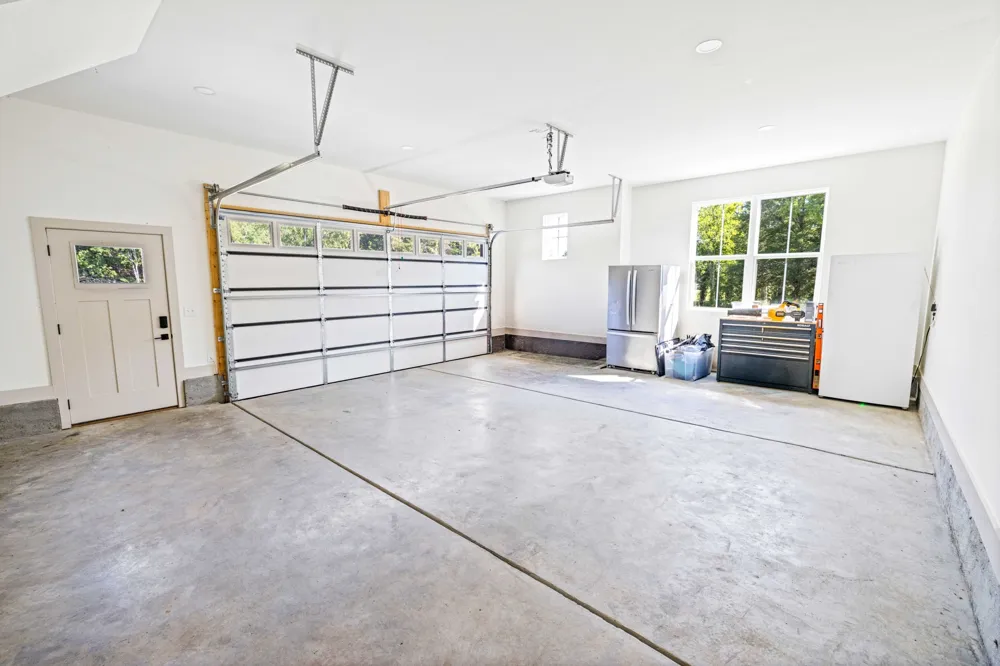 7312 Woodfin Rd Christiana, TN 37037