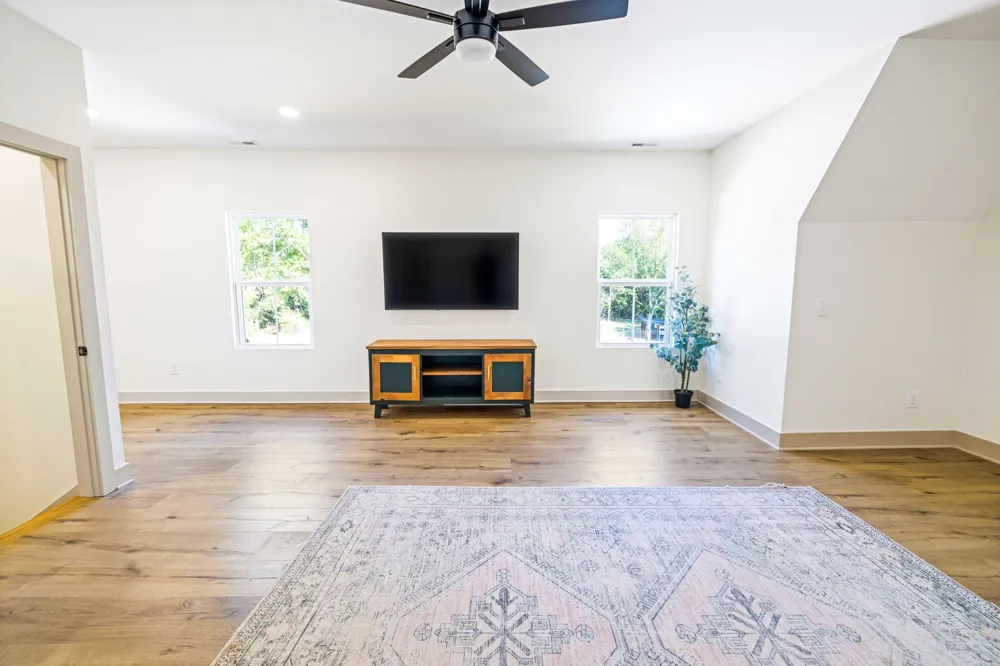 7312 Woodfin Rd Christiana, TN 37037